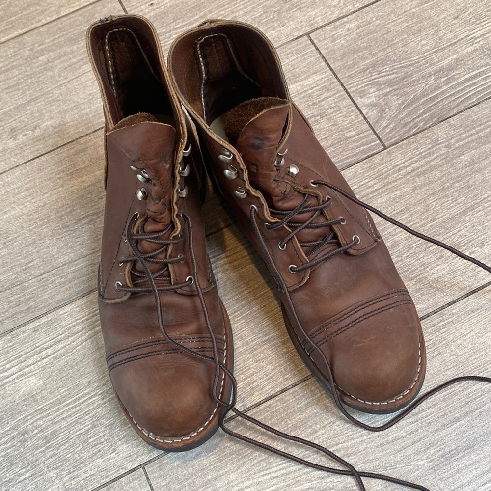 Red Wing lace ups brown